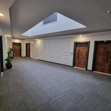 Apartment Royal Homes